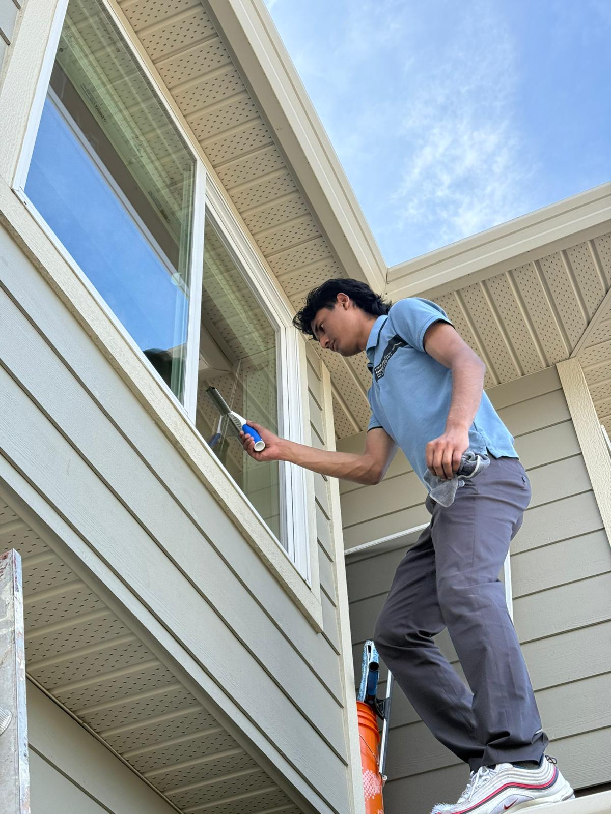 Freshly cleaned windows on a Kamloops home, project photo 1