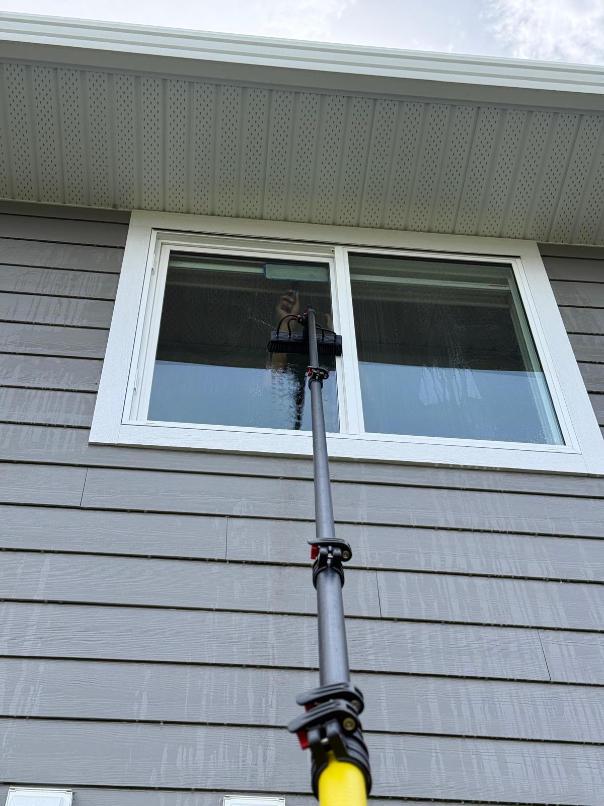 Freshly cleaned windows on a Kamloops home, project photo 10