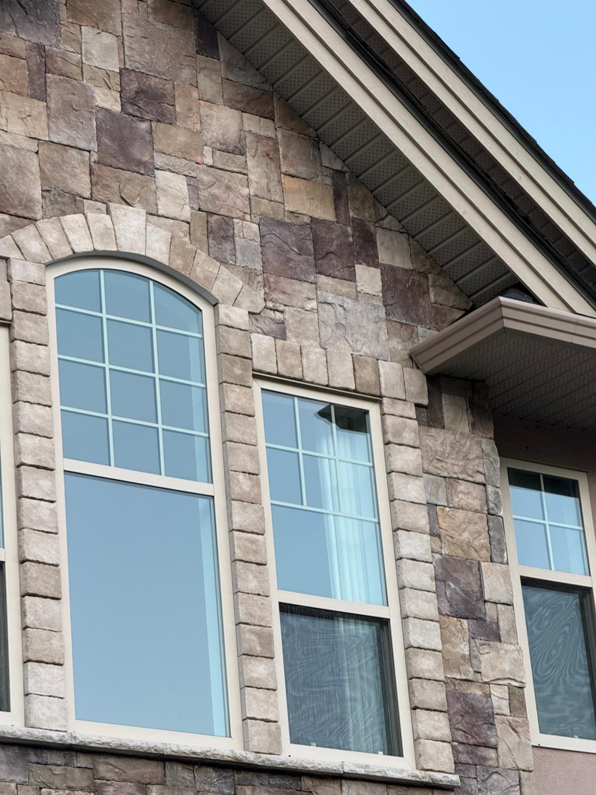 Freshly cleaned windows on a Kamloops home, project photo 14
